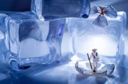 “你就(jiù)是没正经工(gōng)作(zuò)”：藏在自由(yóu)职业偏(piān)见背后的人性真相