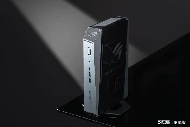 体验与颜值拉满!买游戏电脑不用再忍“傻大粗吵”ROG魔霸9 MINI迷你电脑测评