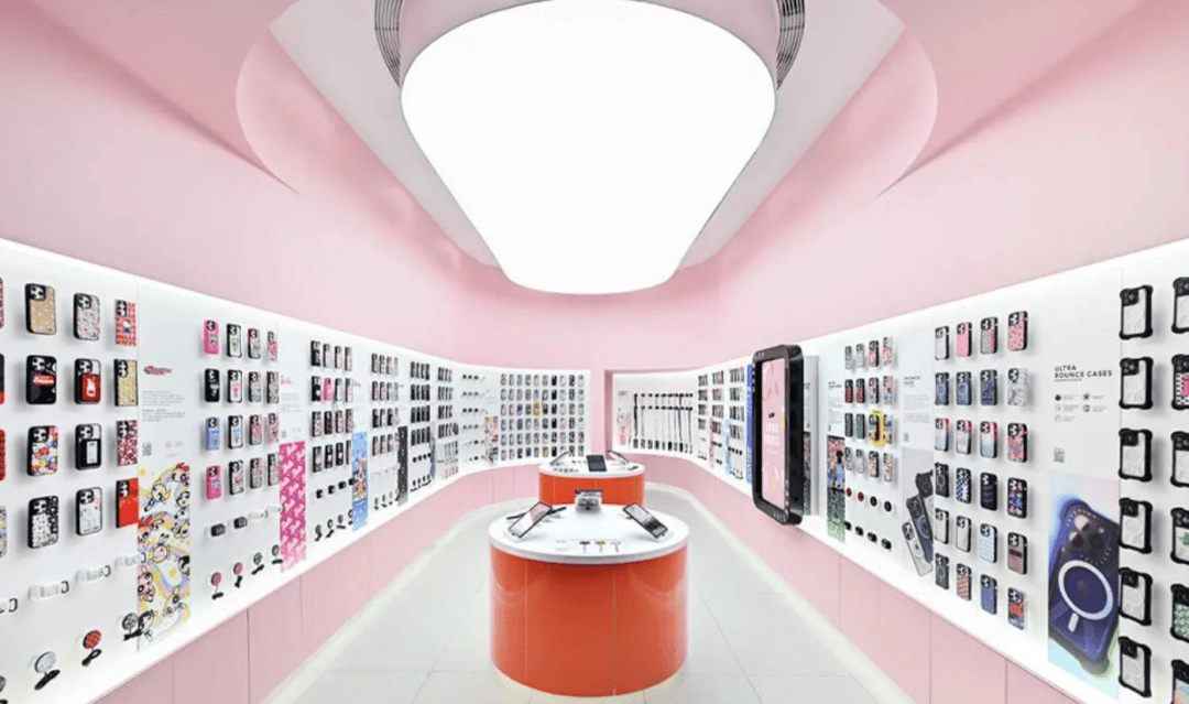 一个手机壳 500 元，比卖手机还赚钱！